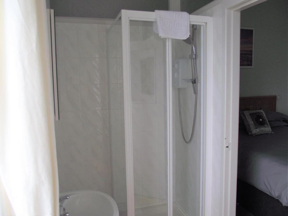 Seahawk Holiday Apartments Cleveleys Ngoại thất bức ảnh