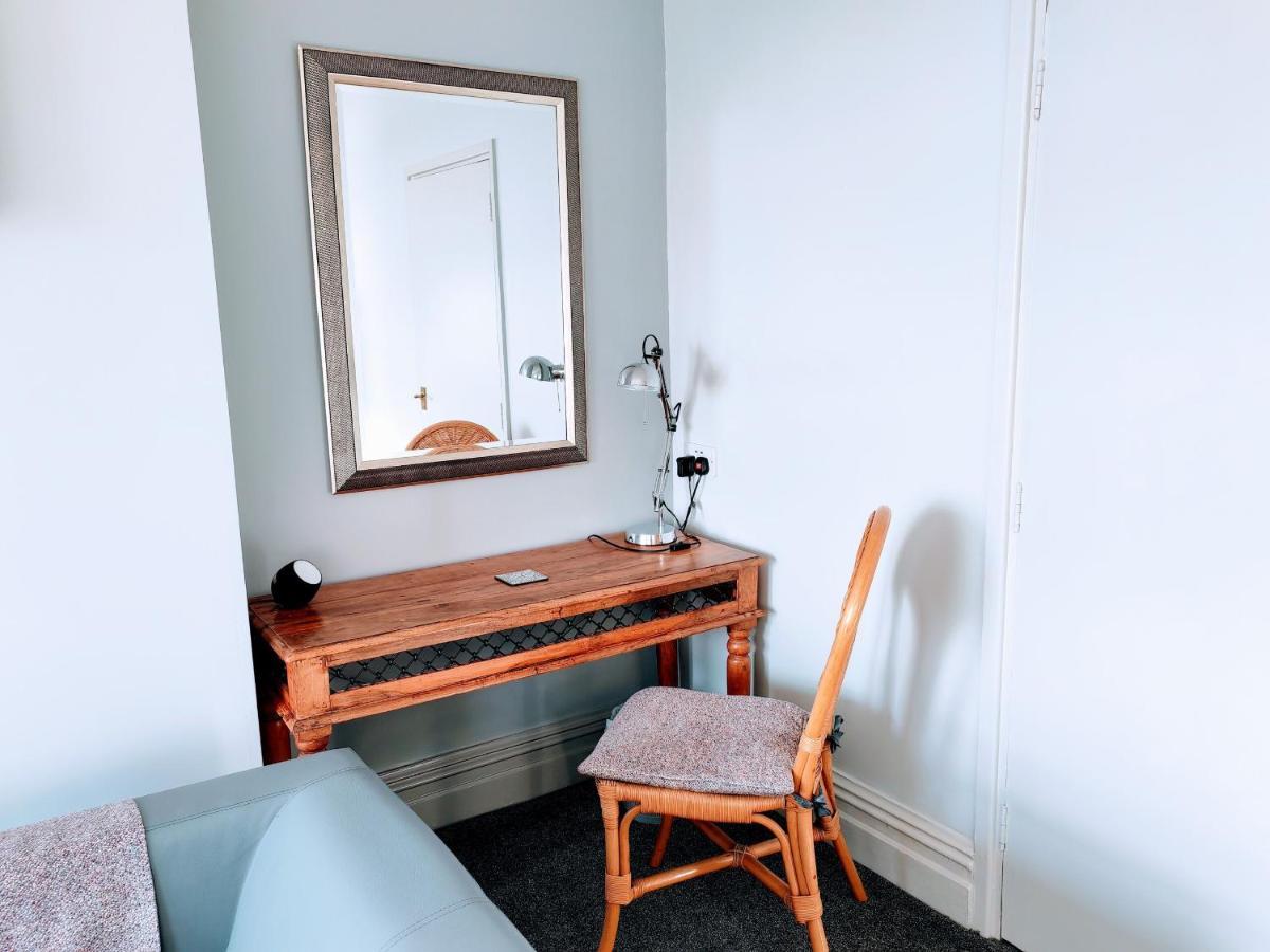 Seahawk Holiday Apartments Cleveleys Ngoại thất bức ảnh