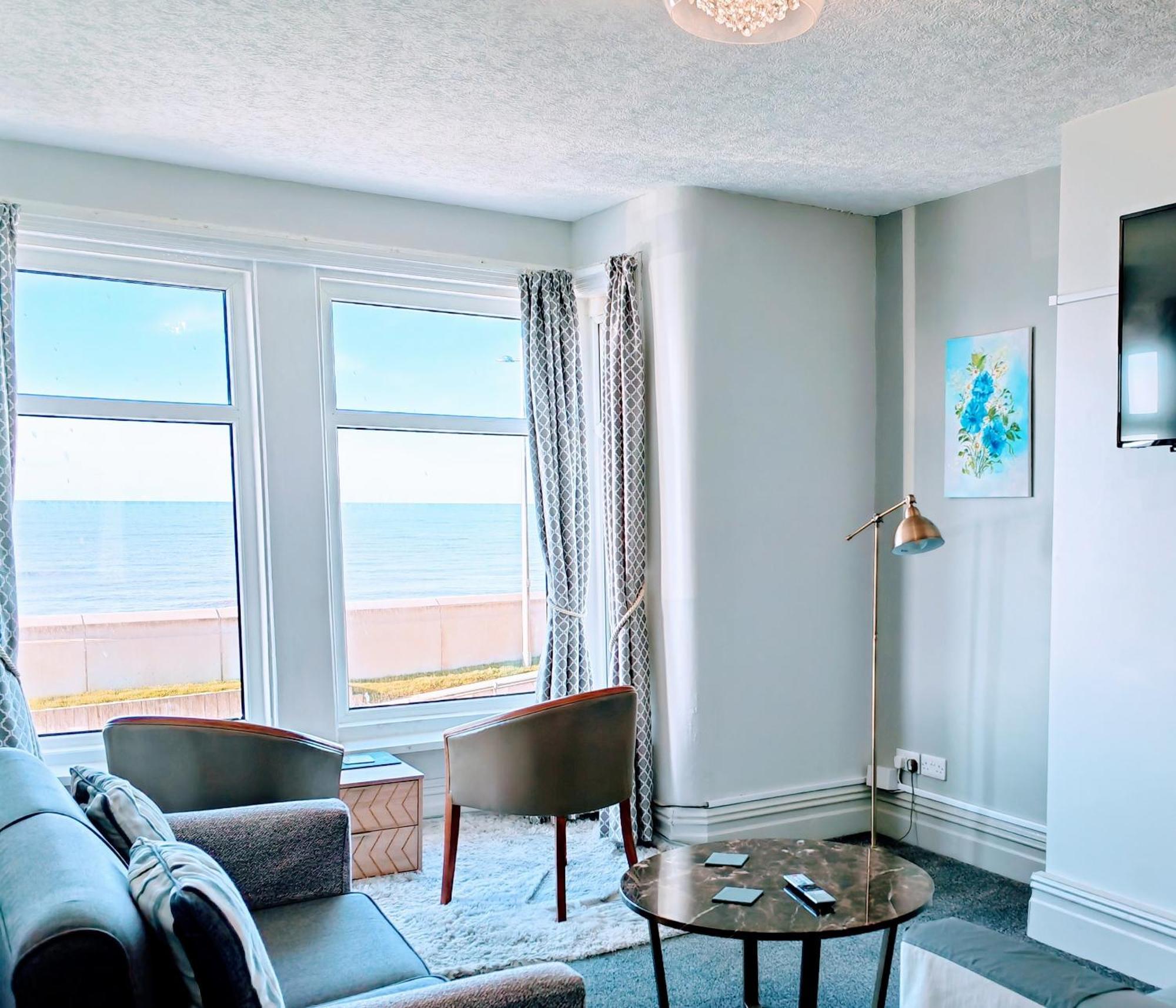 Seahawk Holiday Apartments Cleveleys Ngoại thất bức ảnh