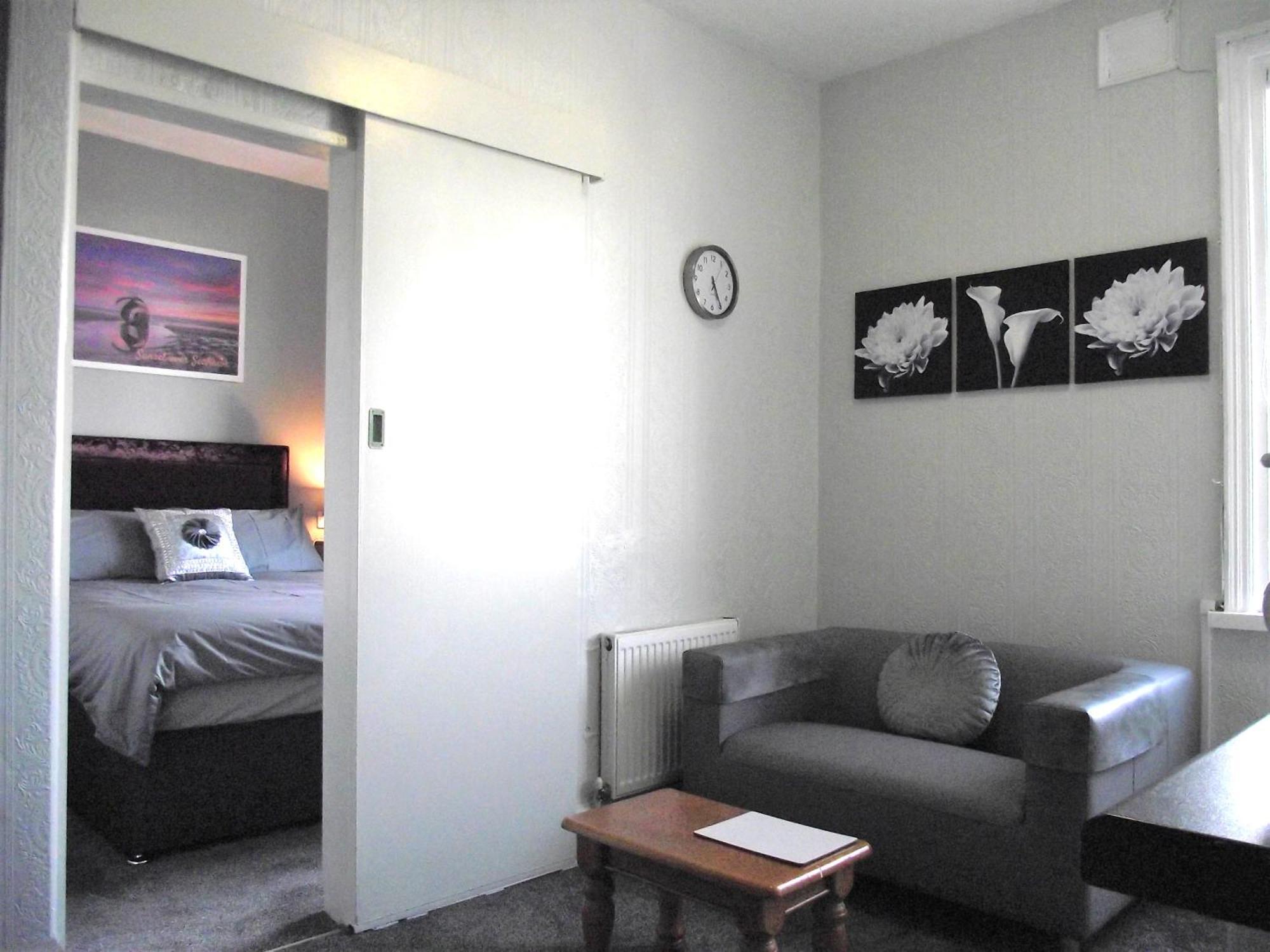 Seahawk Holiday Apartments Cleveleys Ngoại thất bức ảnh